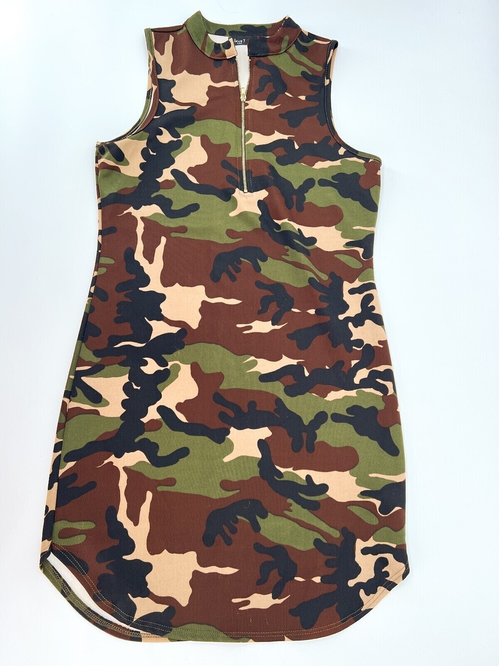 Love J Dress Womens Large Green Camouflage Sleeveless Mock Neck Half Zip Camo
